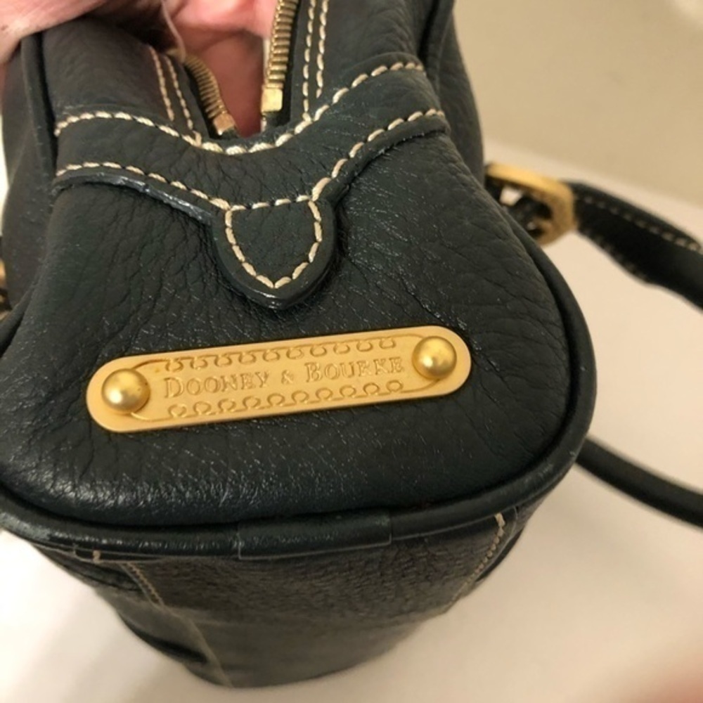 DOONEY & BOURKE green leather mini duffle … - Picture 2 of 10